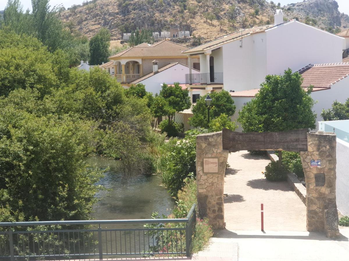 Apartamento En Cuevas Del Becerro Eksteriør bilde